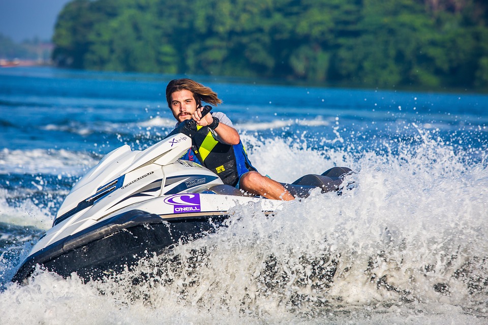 Waar huur je een jetski